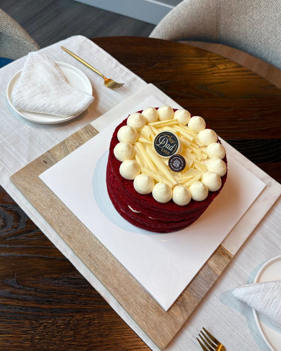 Strong, sweet, and a total classic, just like Dad. 💪🍰 Celebrate him with our new Dad’s Red Velvet Cake!

Available for a limited time only. Visit the link in our bio to order yours today. 

#fathersday #redvelvet #cake