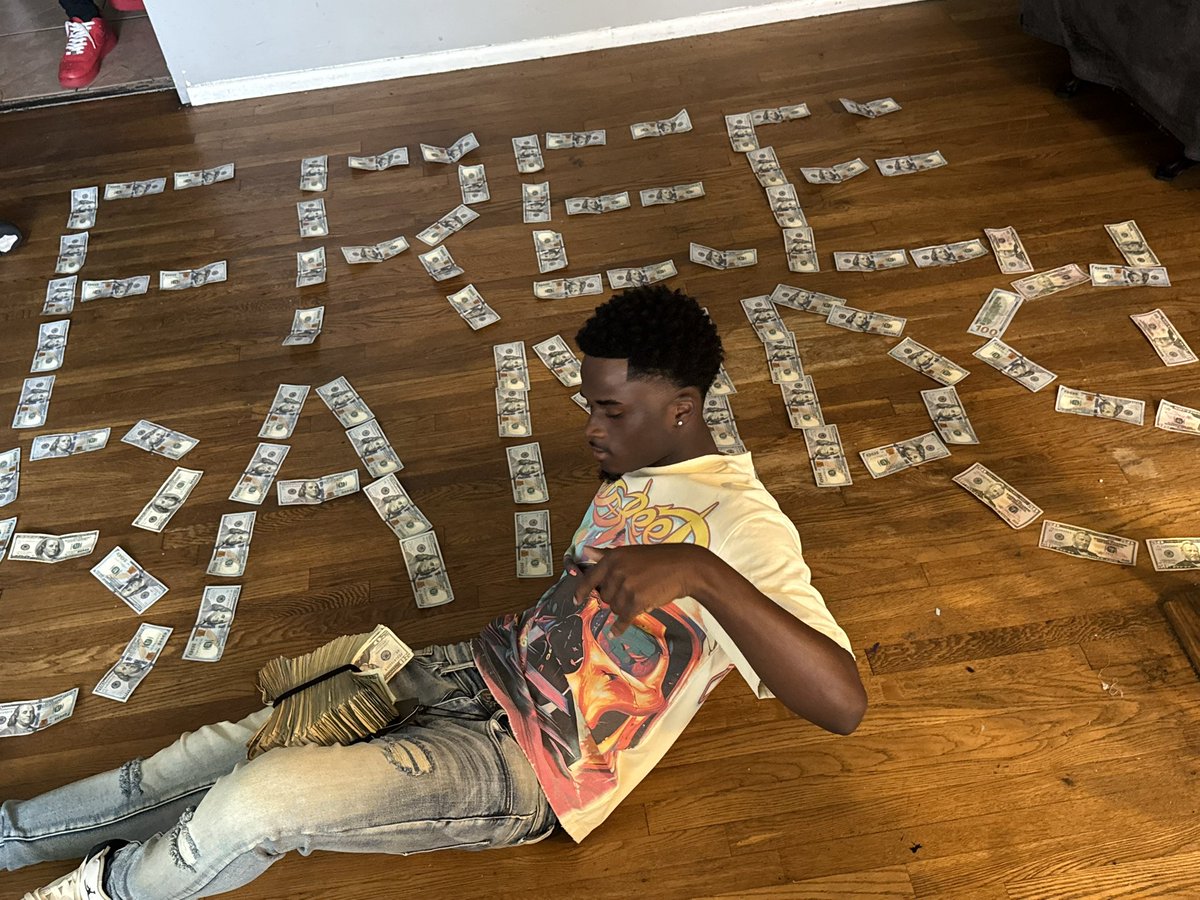 imtbskiii's tweet image. #Freebands Yk I gotta stay fly to death