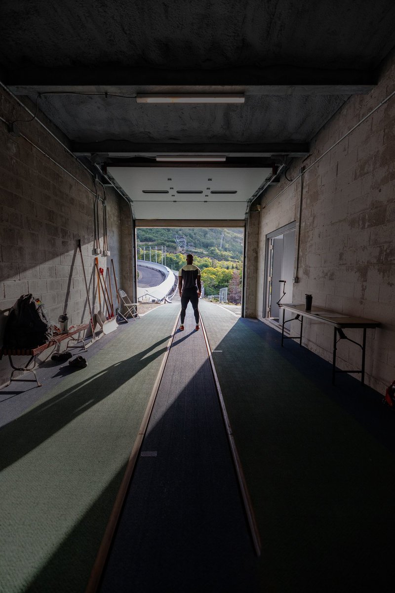 Summer skeleton pushes are in full swing! 💪🏽☀️ Staying hydrated is essential, and my insulated #BlenderBottle keeps my drinks cold while I train. Cheers to summer sessions on my road to #MilanoCortina2026. 🛷 🇬🇭 ❄️ 

 #ItBeginsWithBlenderbottle #StayHydrated #DreamOn