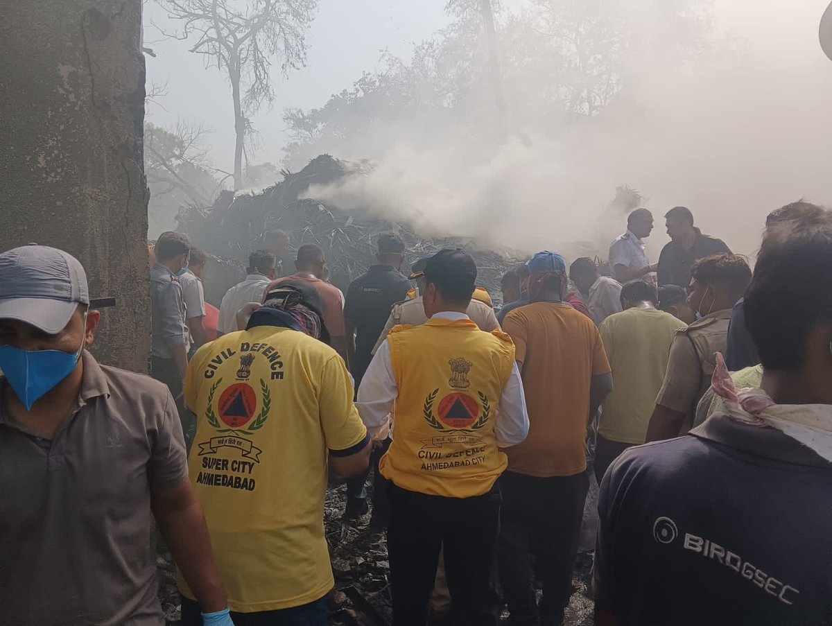 DGFSCDHG🇮🇳 tweet media