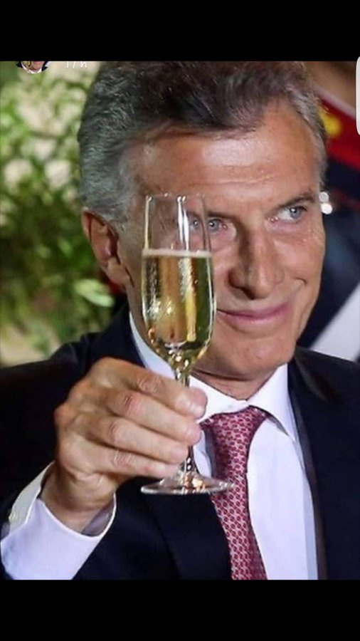 SoyPROpuro's tweet image. Salud 🥂 a todos los #ÑoñosRepubicanos. Zurdos, Peronchos, Kukas y LiberKukas, abstenerse de saludar.