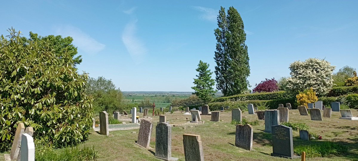 npellinacci's tweet image. Bit behind on May's #walking: here's some St Peter's Way between East Hanningfield and Purleigh in #Essex: