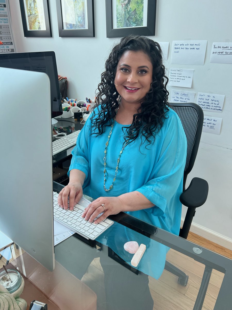 Your group program is the game everyone's coming to watch. But if you don't have people in the seats already – a warm audience who knows who you are and what you offer – you're essentially playing to an empty stadium.

Read more: revenuebreakthrough.com/the-group-prog…