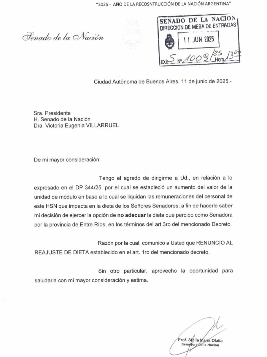 Senadora_Olalla's tweet photo. Como senadora nacional, entiendo que representamos no solo con nuestras decisiones legislativas, sino también con nuestros actos concretos.
Por eso, he decidido renunciar a la actualización automática de mi dieta en el Senado de la Nación. https://t.co/VgU2Ma3kQa