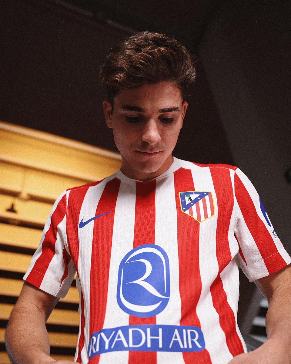 atletienglish's tweet photo. The Spider's new suit 🤟

🛍️ Get your shirt now: https://t.co/Bs1yHONRhO https://t.co/X3AD6RThKh