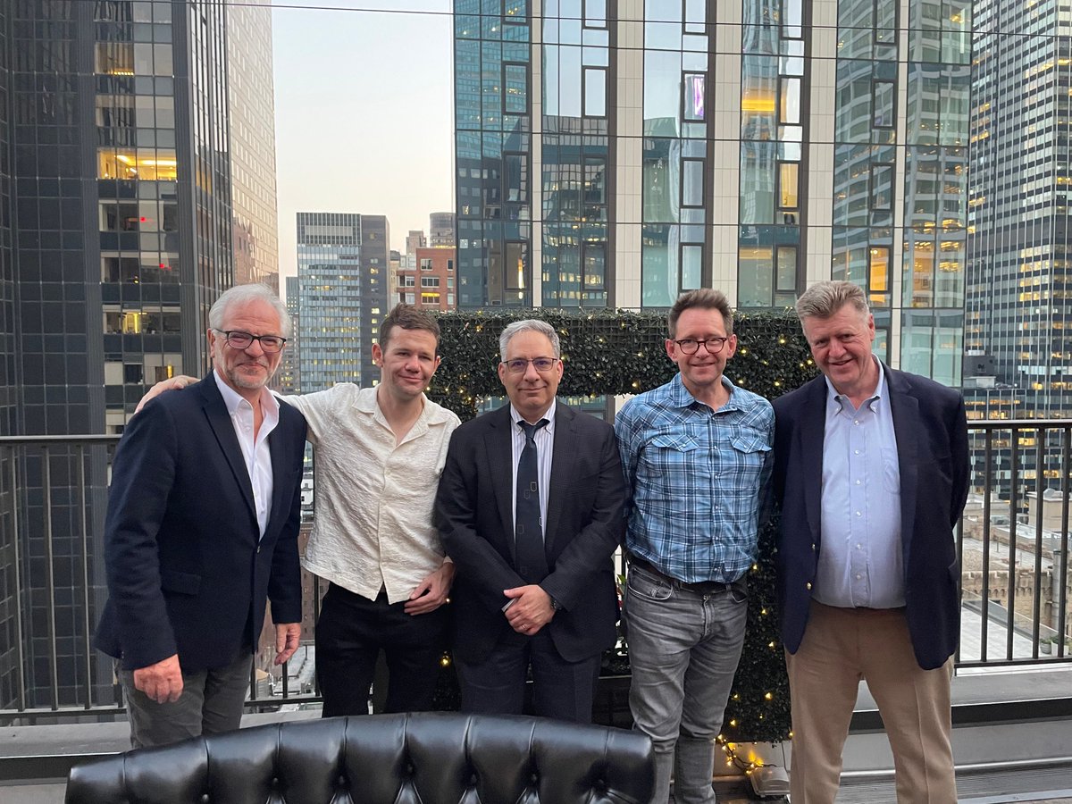 Keele Alumni tweet media