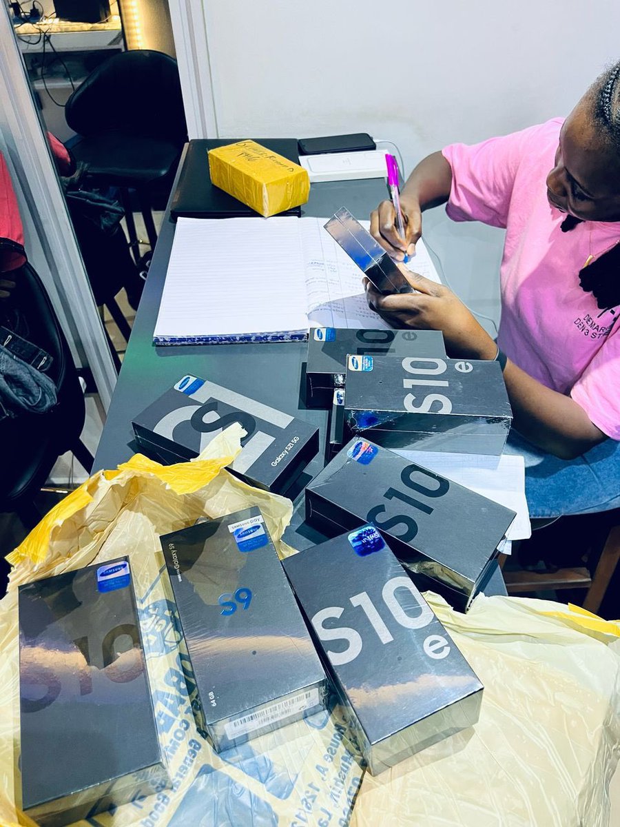 Brand new Samsung S series available 

Samsung s9 210k
Samsung s10e 230k
Samsung s10 275k
Samsung s20 300k
Samsung s21 128gb 340k/ 256gb 365k
Samsung s22 128gb 465k/ 256gb 520k

Unbox your favorite Samsung device with us 🛍️