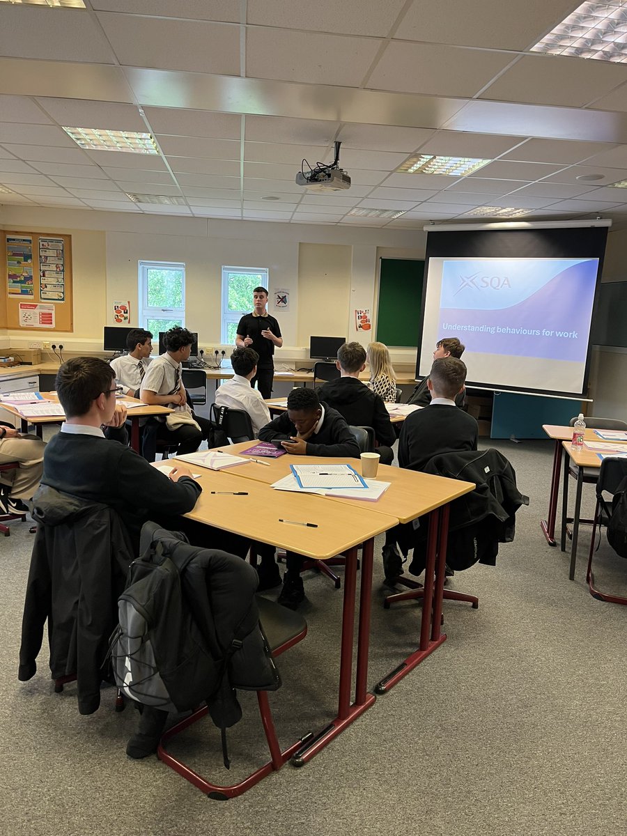 Session 2 of the SQA Employability workshop is underway ⭐️

Ross a modern apprentice from SQA sharing his story <a href="/StThomasAqSec/">St Thomas Aquinas</a>