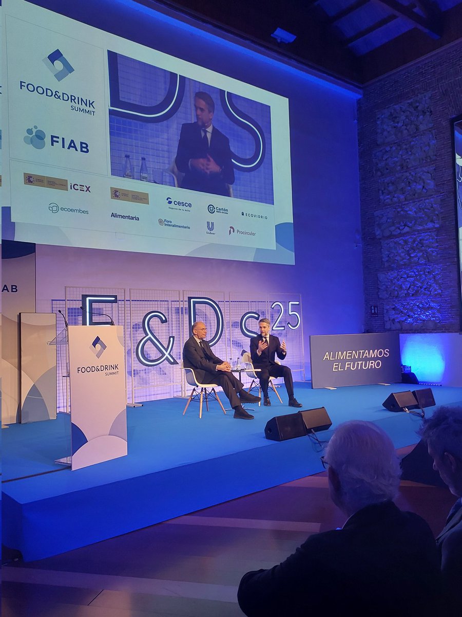 📍 Asistimos al XII Food &amp; Drink Summit de <a href="/esFIAB/">FIAB</a> 

🎙️ Una jornada centrada en la alimentación del futuro, a la que acude el presidente de Mercasa, <a href="/jose_minones/">Jose Miñones</a>

👉 El reto: garantizarla para las próximas generaciones con calidad, variedad y seguridad 

#FoodDrink25