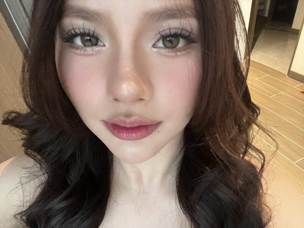 calista_dain's tweet photo. masyado kang malapit https://t.co/OrpsaSvHc1