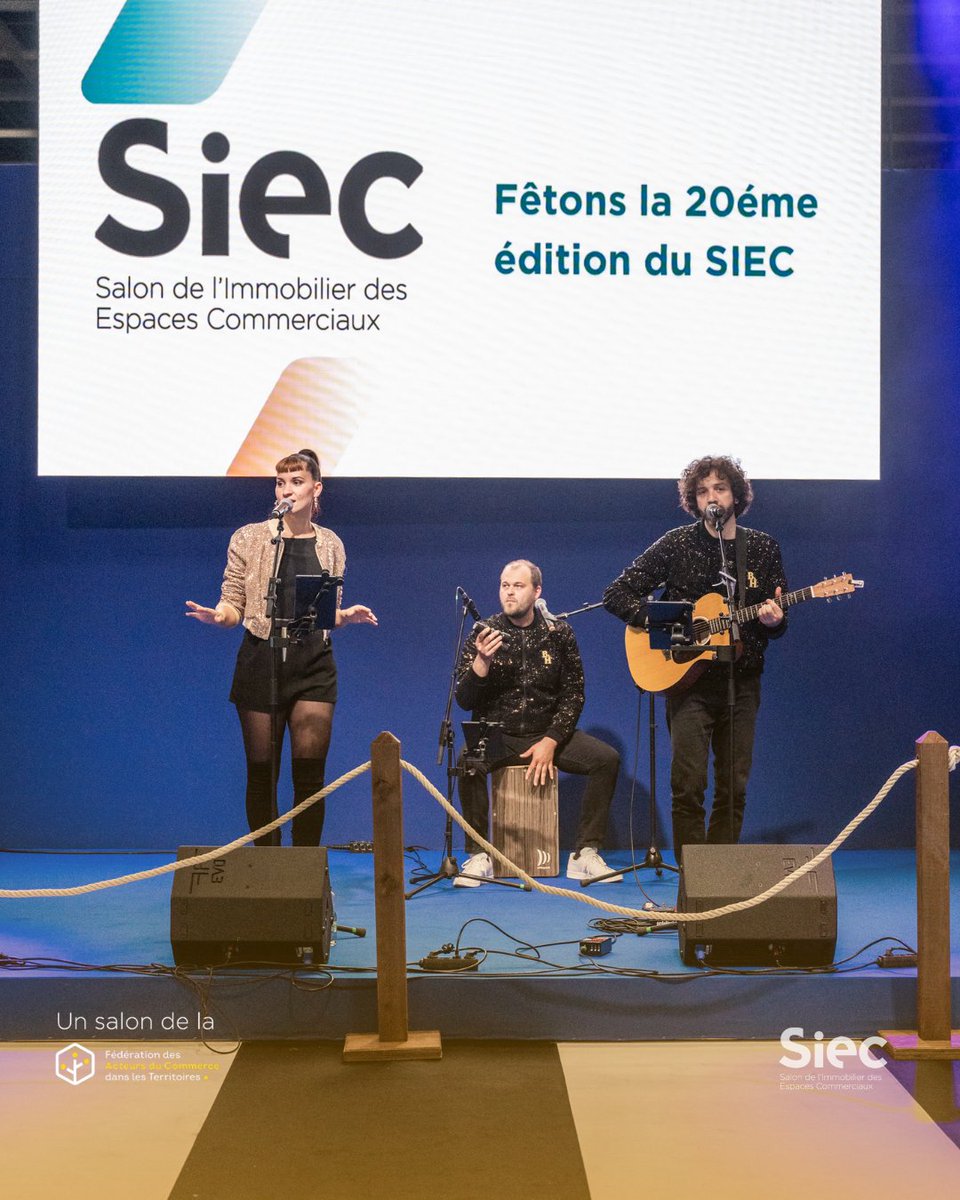 AfterSiec 2025, c'était hier ! 🎉
Une soirée festive pour marquer la 20ᵉ édition du #SIEC2025, entre échanges pro, live music, et show acrobatique signé Believe In Swing 💃🎷

⏳ Le Salon continue aujourd’hui jusqu’à 18h 
➡️ Paris – Pavillon 6
🎟️ Pass : bit.ly/4brbBkZ
