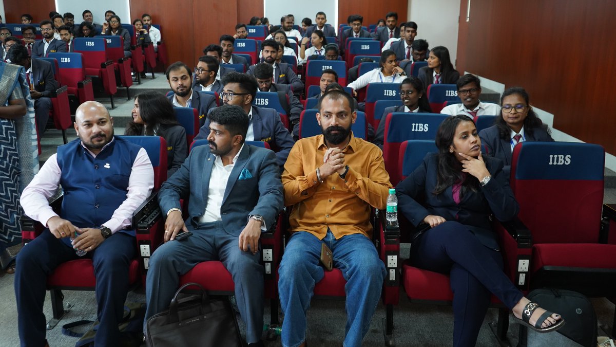iibsonline's tweet image. 💡 IDEATION WORKSHOP
A Spark Can Change Everything!

The Ignite Your Idea Workshop was successfully held at IIBS Bangalore Airport Campus, igniting the entrepreneurial spirit among our management students.

#IdeationWorkshop #IgniteYourIdea #IIBSBangalore #EntrepreneurshipJourney