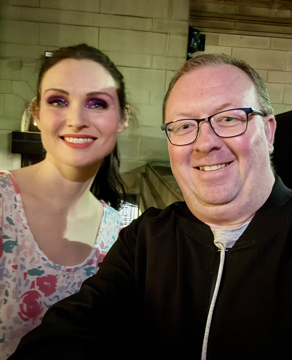 gavin_daines's tweet photo. Got Lucky To Meet Sophie Ellis Bextor Again! After The Show in Sheffield! 🥰❤️💃🏻 @SophieEB https://t.co/qBr6AKRoeg