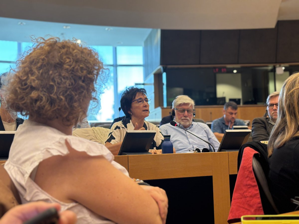 European Free Alliance (@efaparty) on Twitter photo EFA President <a href="/lorenalacalleA/">Lorena López de Lacalle</a> spoke on the housing crisis, stressing how current EU laws fail to protect citizens’ right to a home 🏠
EFA is taking action and our MEPs are doing great work to fix this! ✊🇪🇺 #HousingCrisis #EFAParty EFA President <a href="/lorenalacalleA/">Lorena López de Lacalle</a> spoke on the housing crisis, stressing how current EU laws fail to protect citizens’ right to a home 🏠
EFA is taking action and our MEPs are doing great work to fix this! ✊🇪🇺 #HousingCrisis #EFAParty
