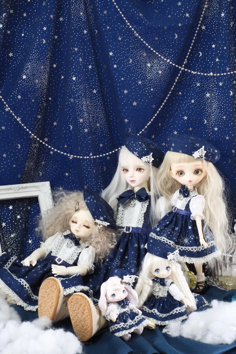 drops0527's tweet image. 【受注生産】

〜6月15日(日)23時59分まで

星柄ドレスのご予約を開始致します🥰
裏地、スカート裏もプリントは無く全て白、ベレーの星は蓄光です🌟
ノベルティもありますのでこの機会に是非キラキラゆらゆら輝く星のカケラをお手に取ってみませんか？☺️

沢山のRP、宜しくお願い致します🙇‍♀️

Shopは↓