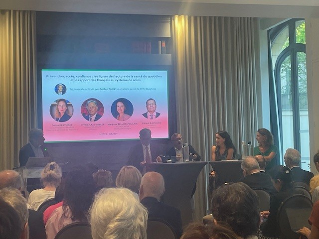 [Actualité de l'Ordre 📰]

Gilles MARCHIANO, secrétaire adjoint <a href="/cnomk/">Ordre des masseurs-kinésithérapeutes</a>, a participé hier à la soirée-événement "Bulletin de santé des Français" sur le thème : "Accès aux soins, prévention : répondre aux attentes et priorités des Français", organisée par Vincent GUIRAUD-CHAUMEIL,