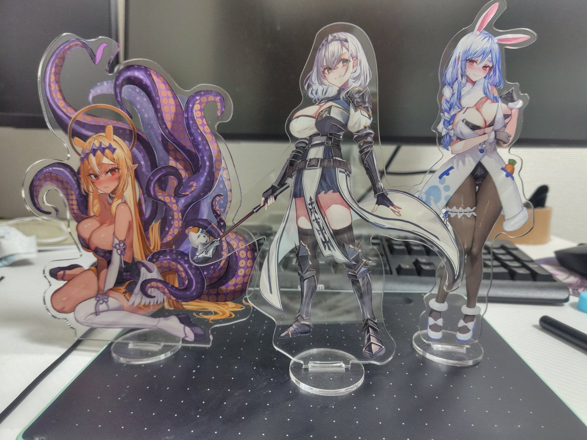 おまたせしました!!
ホロクルで頒布したアクリルスタンドの通販です!!!✨️
この機会に是非お迎えしてください💕

過去のグッズ達も在庫復活しています〜!!

https://t.co/iAbiMdTvm4 