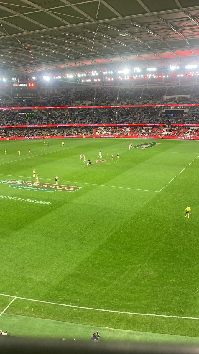 First Friday night AFL game ever in Launnie tomorrow, so what do I do? Go to Marvel to watch <a href="/stkildafc/">St Kilda FC</a> #AFLSaintsDogs. Thanks for holding the fort down, <a href="/BenHann6/">Ben Hann</a> 💙