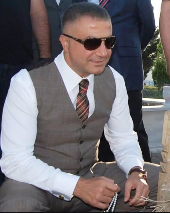 Burası Talan Dünyasıdır, 
Varsa Yoksa Angarya!
ŞEREFLİ'YE KULP TAKILIR.
ŞEREFSİZ'E MADALYA!
<a href="/sedat_peker/">Sedat Peker</a> 
#sedatpeker
#BİRUMUTURYAŞAMAK
#BİZKAZANACAĞIZ