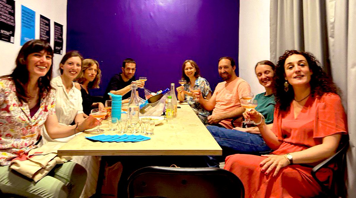 omniumgracia's tweet image. Última sessió del grup de #Vincles de les famílies de l'Escola Lurdes.
Aprenents i Acompanyants tenen ganes de seguir el curs vinent i van fer valoració amb propostes de millora per fer créixer el projecte. Compartim el català❗️