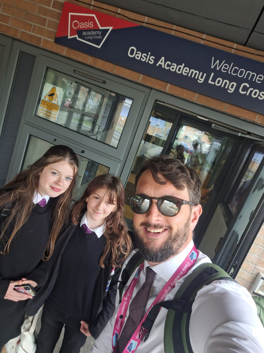 Oasis Brightstowe tweet media