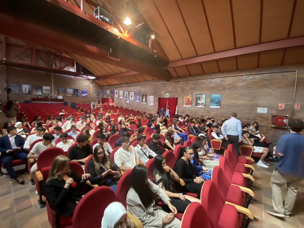 IES VALMAYOR tweet media