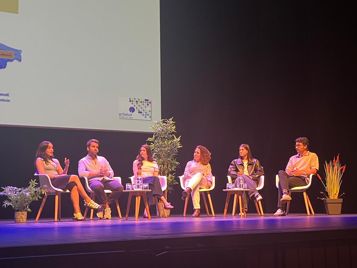 Unidad Docente Multiprofesional AFyC Asturias (@afycunidad) on Twitter photo Hoy <a href="/astursalud/">Consejería de Salud</a> da la bienvenida a todos los nuevos residentes de Asturias en el Teatro de La Laboral, de Gijón. #docencia #unidaddocente #atencionfamiliarycomunitaria Hoy <a href="/astursalud/">Consejería de Salud</a> da la bienvenida a todos los nuevos residentes de Asturias en el Teatro de La Laboral, de Gijón. #docencia #unidaddocente #atencionfamiliarycomunitaria