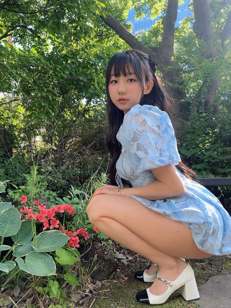 「なんて美しい太もも」ピョ・ウンジ、“しゃがみ美脚”が映えるポーズで夏コミ参加を報告！
rbbtoday.com/article/2025/0…

<a href="/pyoapple/">표은지 Eunji Pyo ピョ・ウンジ 🍎</a>
#エンタメ #ピョウンジ #グラビア #美脚 #コミケ #コミックマーケット #C106 #夏コミ #표은지 #EunjiPyo