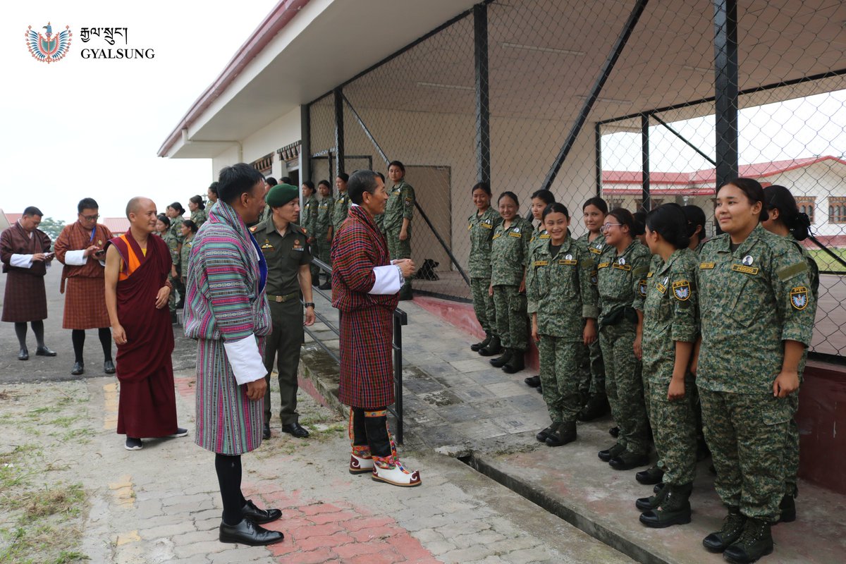 On June 10, the Gyalsung Headquarters and the Ministry launched the Gyalsung Skilling Program at JWPTI, a significant step toward realising His Majesty's enduring vision of empowering Bhutanese youth.

Read more at facebook.com/SherigBhutan/p…