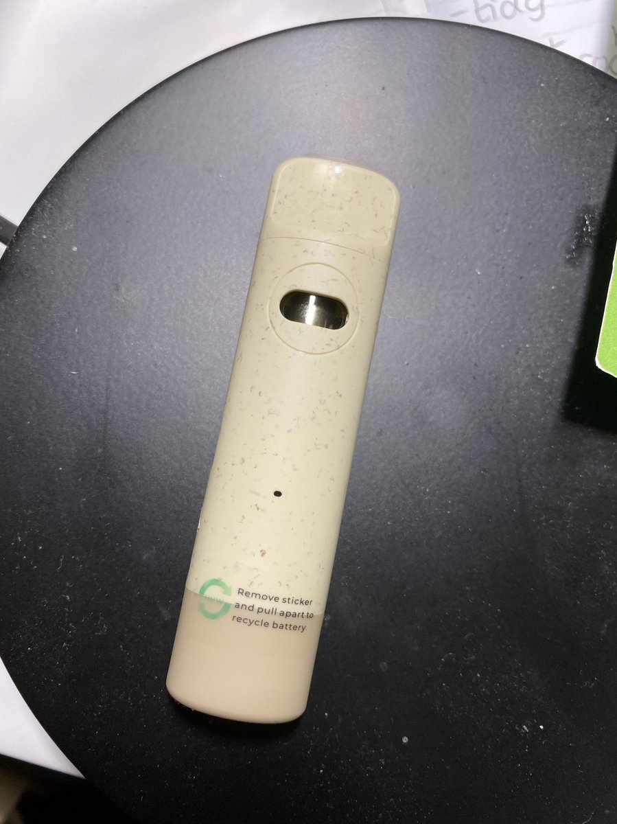cloudcandy420's tweet photo. Cloud candy vapes ☁️🍬🏆 https://t.co/352arfmetU