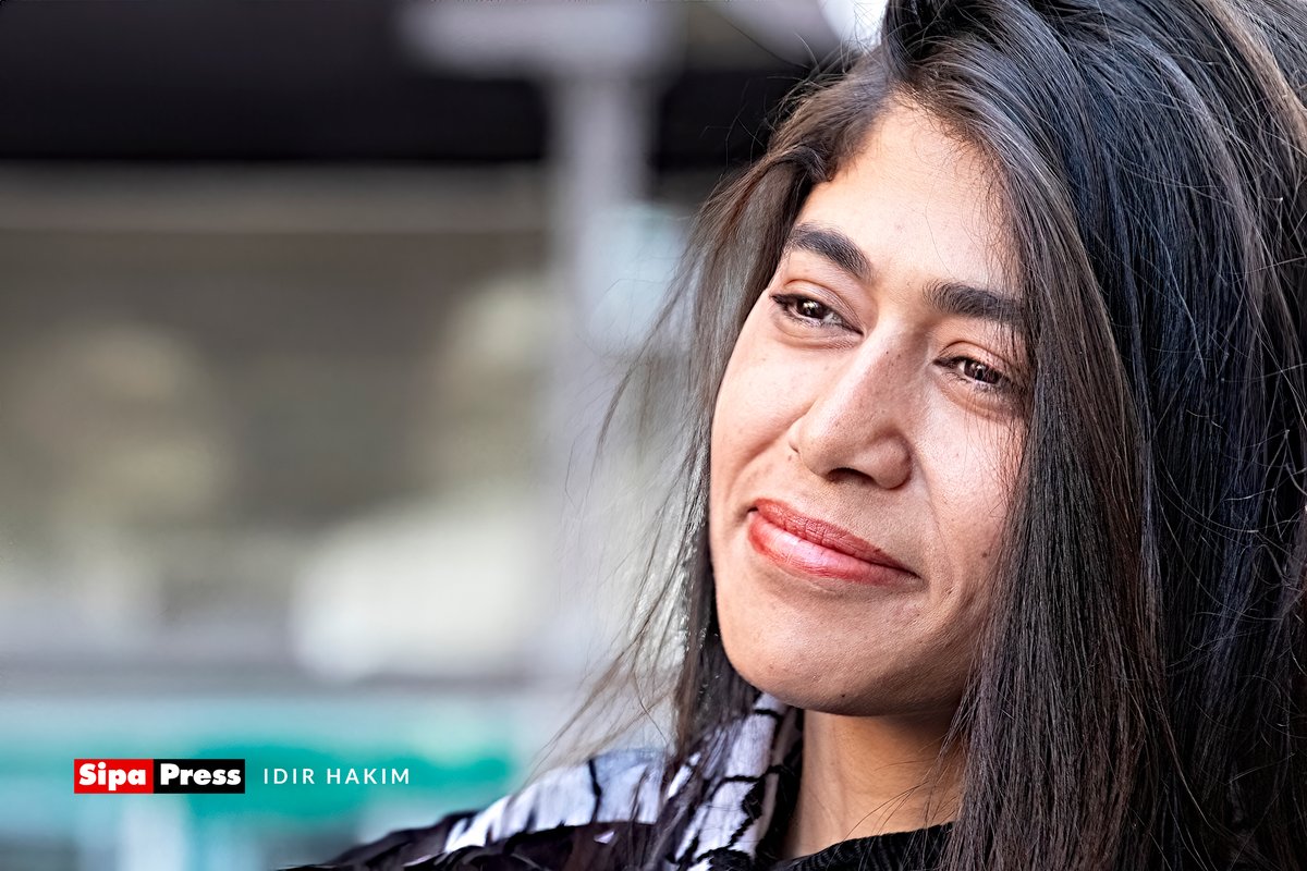 idirduquartier's tweet image. Voilà une photo de @RimaHas 
que j&apos;ai décidé de mettre en téléchargement gratuit
pour vos fonds d&apos;écran mobile ou ordinateur