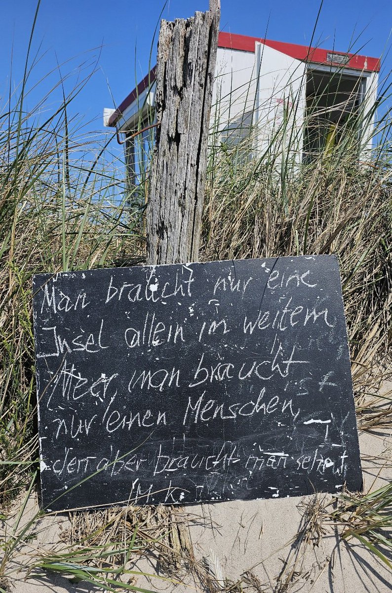 "Man braucht nur eine Insel..." ❤️

Der heutige #Tagesspruch der Rettungsschwimmer in Neuendorf stammt von Mascha Kaléko.