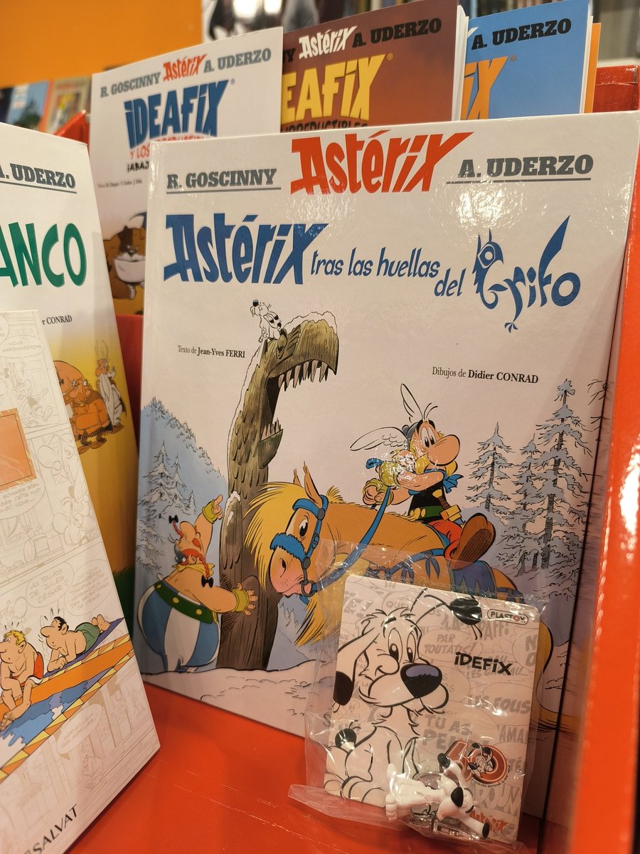 metropol_comics's tweet photo. Estamos en el 60 aniversario de #AsterixyObelix, así que cada dos cómics que compres de los famosos galos en #MetropolisComics, tienes de regalo este llavero cuqui de #Ideafix. Vamos a celebrarlo por todo lo alto! https://t.co/AaFNAzbB7Z