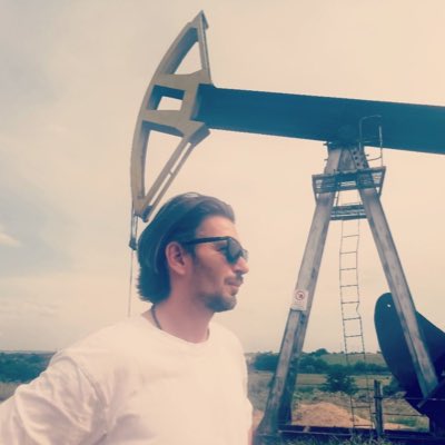 AlejandroDim's tweet photo. 🛢️ From the field to the charts.

I trade crude oil, futures, ETFs &amp; energy stocks daily — not just watch the price at the pump.
One of eToro’s Popular Investors. Risk-managed. Trend-focused. Results-driven. 
#WTI #OOTT @eToro #Futures #CopyTrading #Financial https://t.co/xcbgj1kZ53