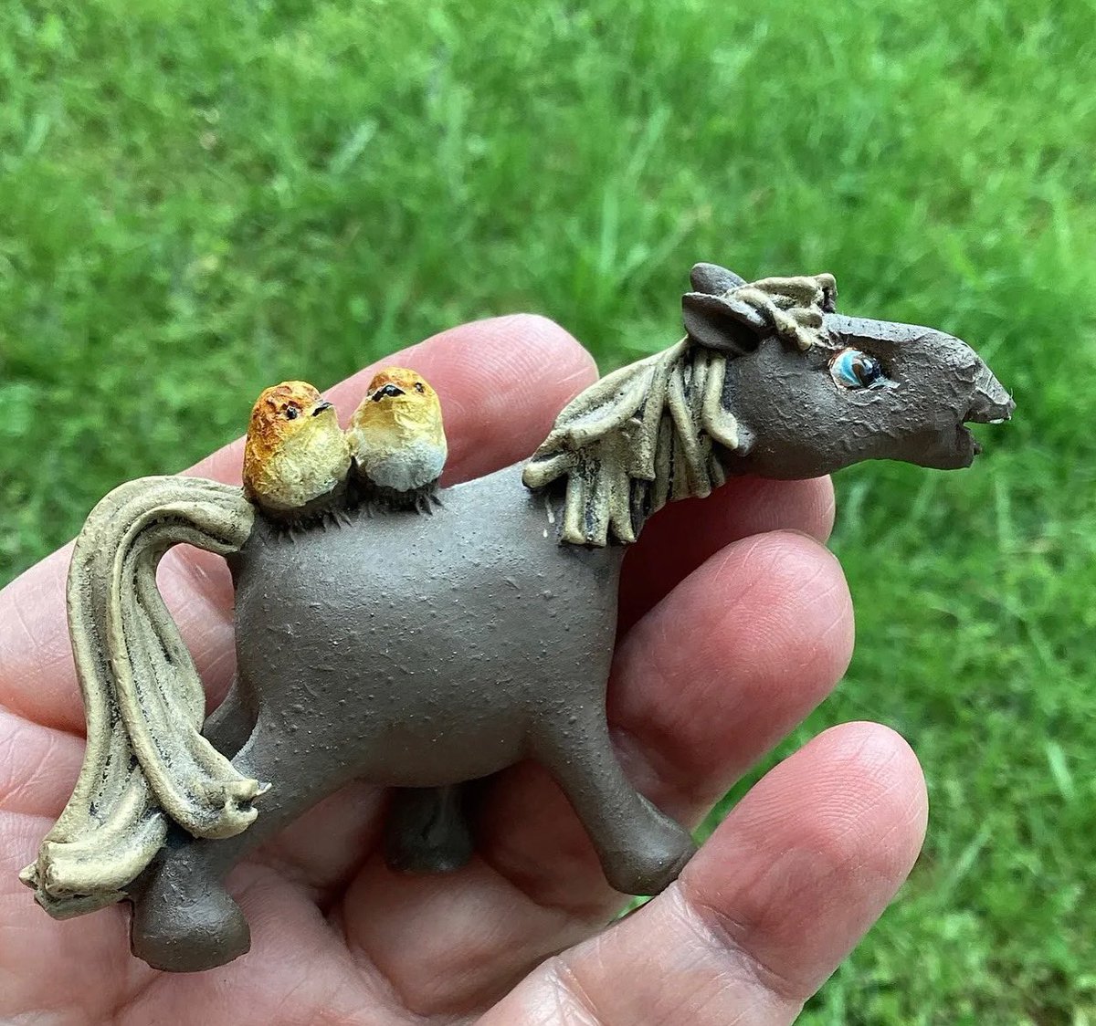 CA$33.00
Vintage #pottery #pony #horses #redRobin #birds #ranch #stables #donkey #mule #Southwesterndecor #whimsicalgifts from
VintageVigo #etsy #etsyvintage #estatesale #fathersday 
 etsy.com/ca/listing/431…