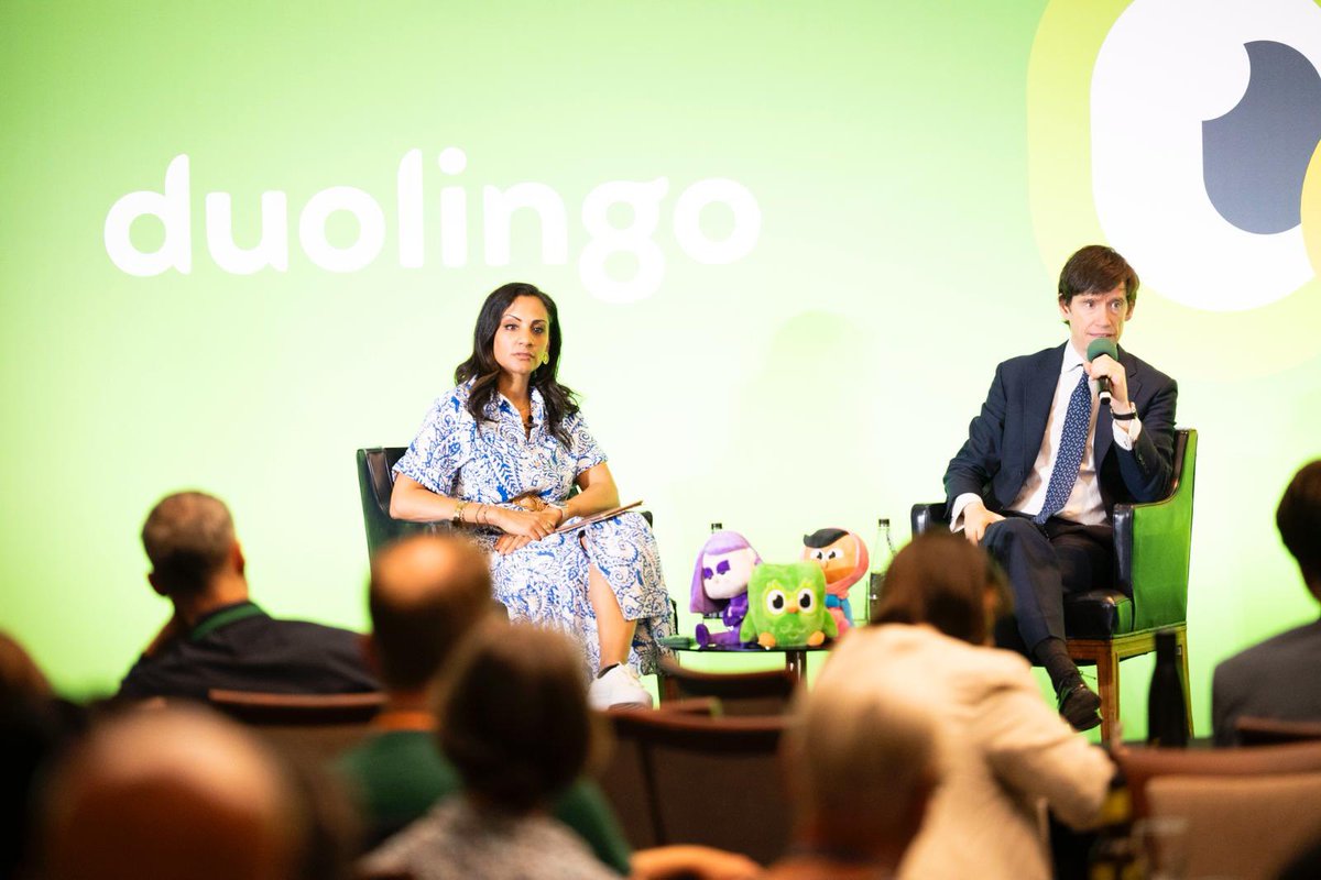 michael_lynas's tweet image. Thanjs @RoryStewartUK and @soniasodha for sharing your insights at DETcon London, our first @Duolingo conference in London.