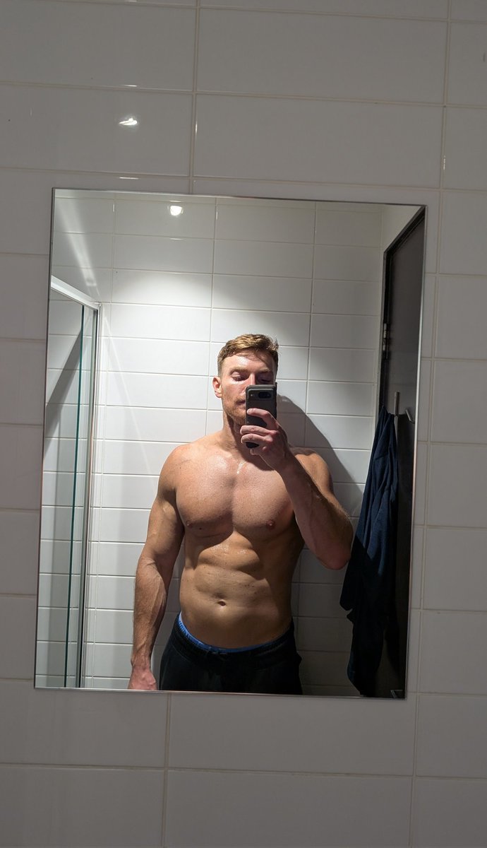 Just need to clap some boy cheeks