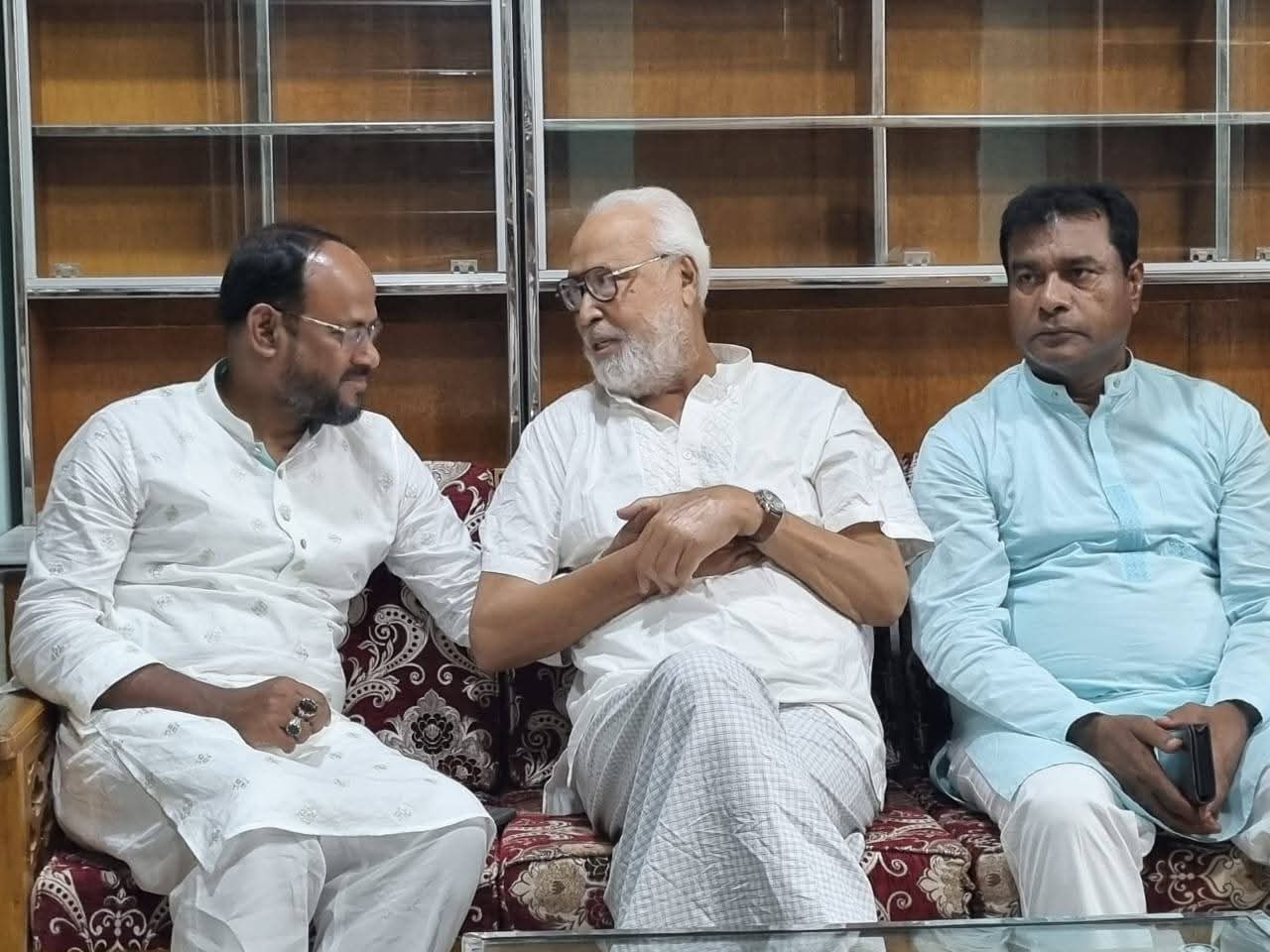 বঙ্গবীর কাদের সিদ্দিকীর স্ত্রীর মৃত্যুতে তারেক রহমানের শোক প্রকাশ