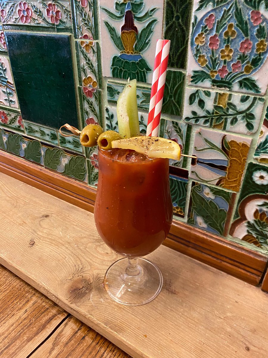 2-4-1 BLOODY MARY/VICTORIA ALL WEEKEND, EVERY WEEKEND
Our spicy Bloody Mary mix hits the spot just right to help you perk right up, also purely VEGAN!