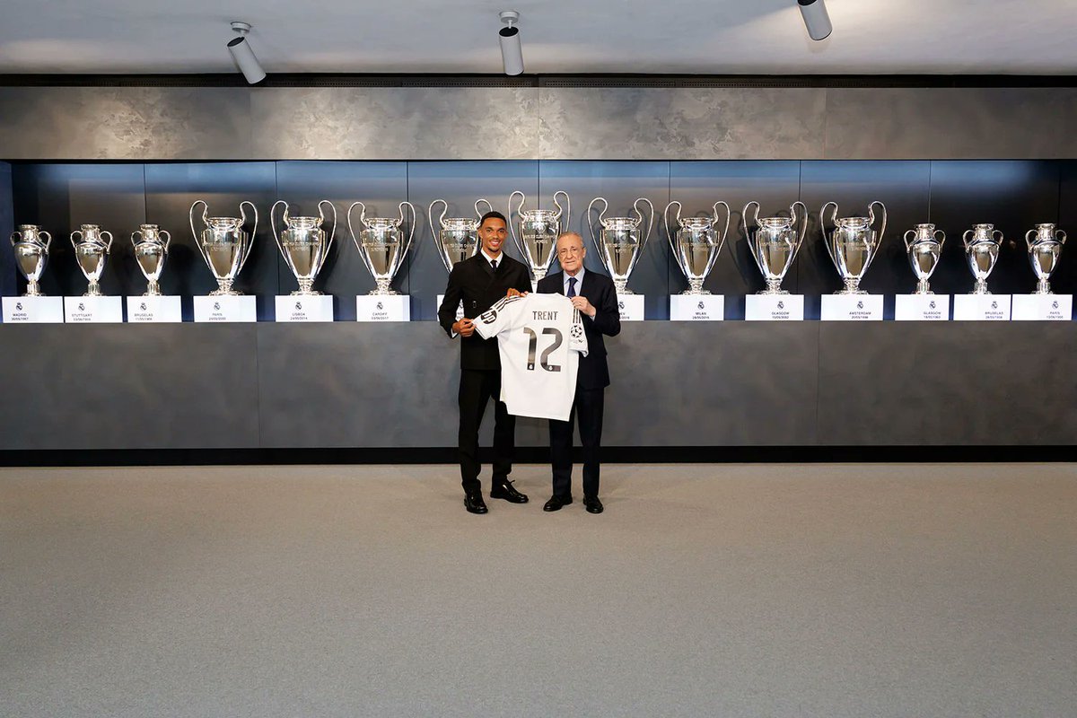 RM4Arab's tweet photo. نُعيد ونُكرر.. لقطة لن تحصل عليها إلا مع ريال مدريد! 👑🤍 https://t.co/oY4cpzXzno