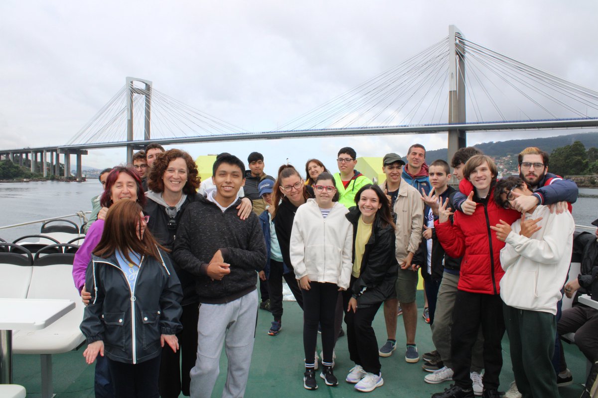 hcsanrafaelvigo's tweet image. El curso se acaba, pero antes de cerrar esta etapa, disfrutamos de un día lleno de aventuras con la excursión de fin de curso a la Isla de San Simón y la visita al Museo de Meirande

#findecurso #excursiónescolar #islasansimón #museomeirande #momentosquequedan #tiempodecalidad