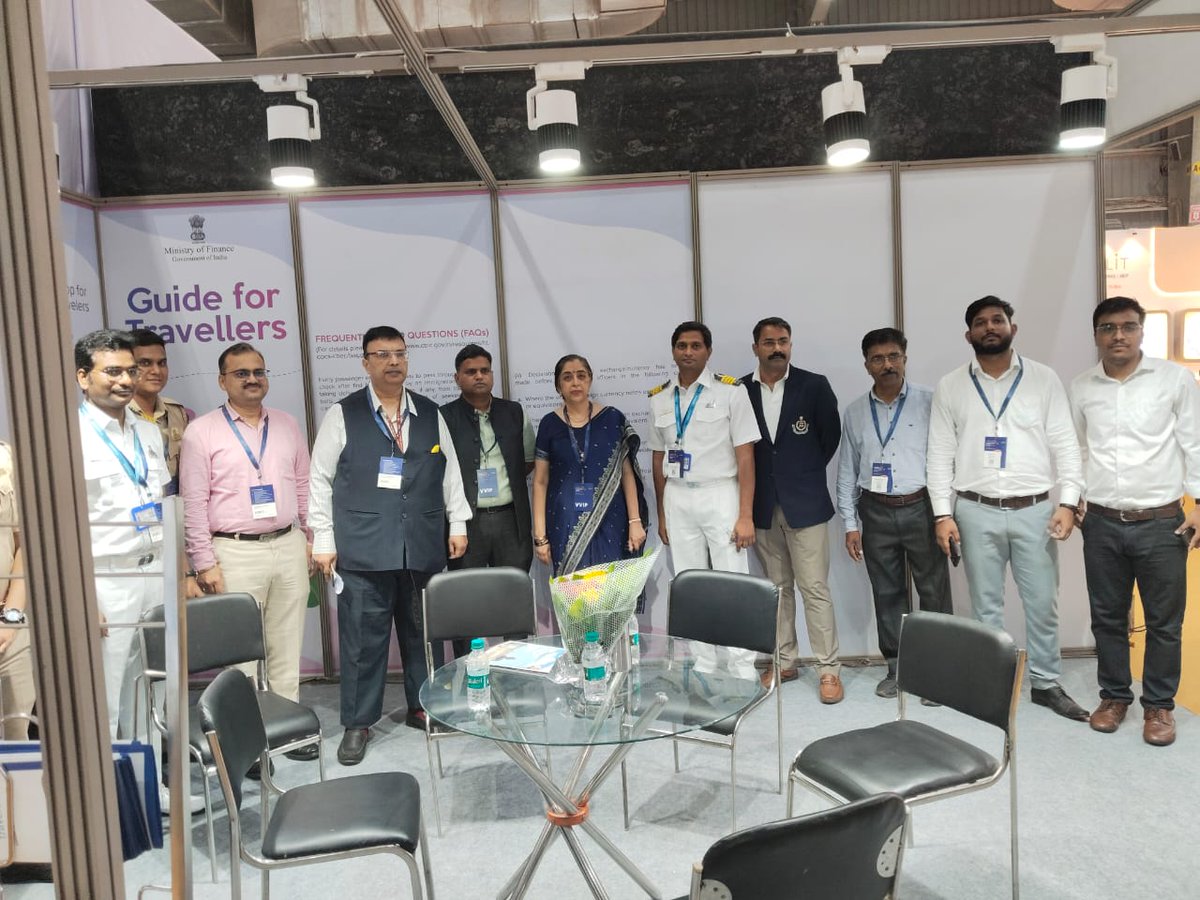 Dgtpsmumbaicbic's tweet photo. DGTS MZU & Indian Customs at #InterTerminalShow2025! Shri Sumit Kumar, Pr ADG, DGTS MZU delivered a keynote speech on "Making Airports Work Better" & later interacted with media, sharing insights on customs reforms & airport efficiency #AirportEfficiency #CustomsExcellence" https://t.co/kYFM6Tu0uQ