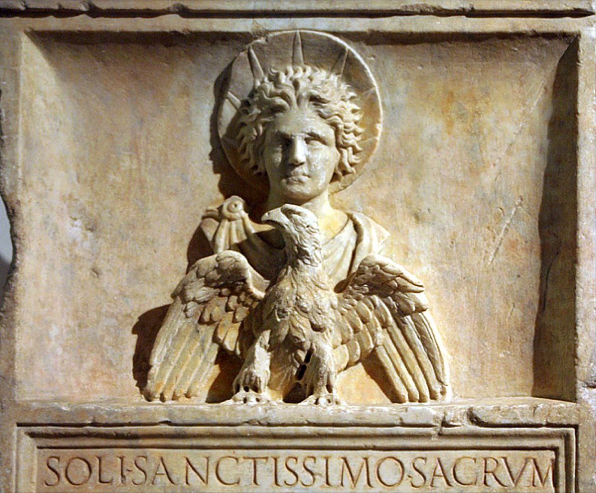 Iranshahrpower's tweet image. سول اینویکتوس (Sol Invictus)، خدای خورشید در روم باستان، تحت تأثیر آیین مهرپرستی ایرانی شکل گرفت؛ گرچه او را نمی‌توان دقیقاً با میترا یا مهر ایرانی یکی دانست، اما شباهت‌های بسیاری در نمادپردازی و کارکرد مذهبی این دو وجود دارد
#پاينده_ایرانشهر 
#جاويدشاه‌ 
#SolInvictus
#Mithraism