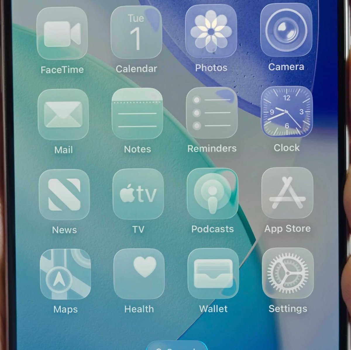 Apple's iOS 26 "Liquid Glass" sparks controversy: users flag it "accessibility nightmare." When innovation prioritizes aesthetics over readability, even giants stumble. This isn't just design; it's a statement on where user experience matters in emergent tech. Don't be static. ♦️