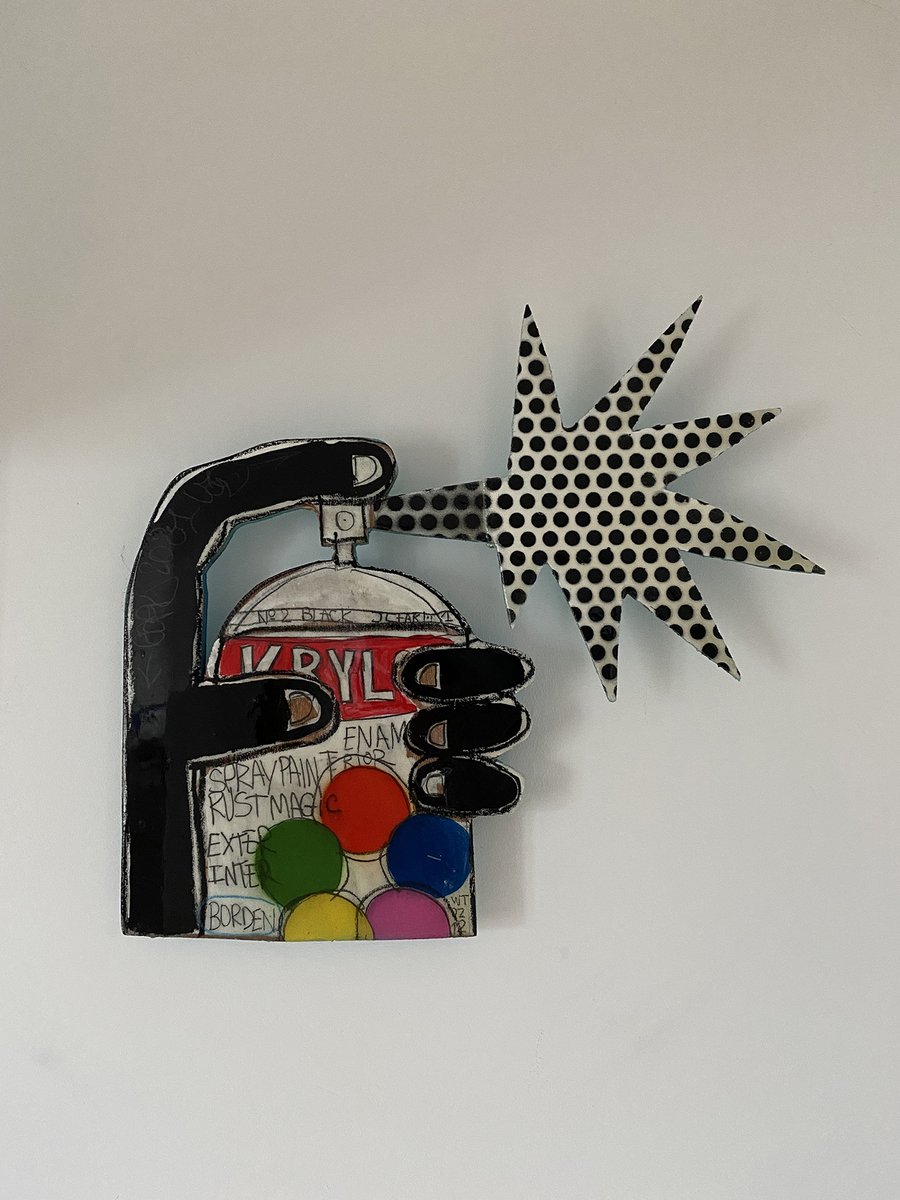 GRAFFITI | Collection Antoine L. 
• Expo 13 juin - 3 août 2025
• 27 juin vernissage 18:00
•  28 juin 19:30 | Diffusion doc «LES FABRICANTS» &amp; DJ’set à  partir de 21:00
• 29 juin DIM’Bar Atelier par Espack
• Vidéo Mapping de Peepee The Dog &amp; caame | Œuvres d’Espack