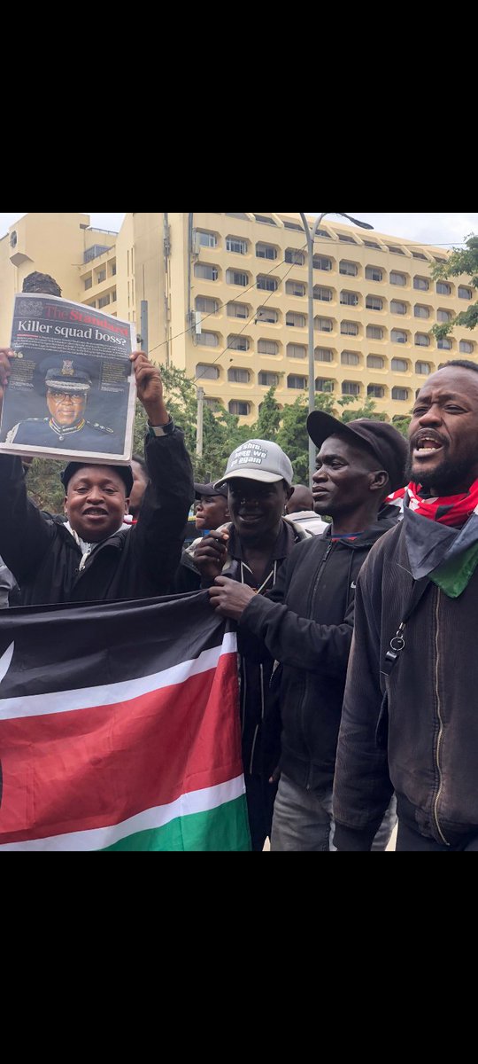 Armed with bravery, truth, rage and courage, Kenyans continue to fight and speak up for the late Albert Ojwang. Justice MUST be served!
#JusticeForAlbertOjwang  #EliudLagatResign 
#FreeToProtest
#CFFWalksWithYou