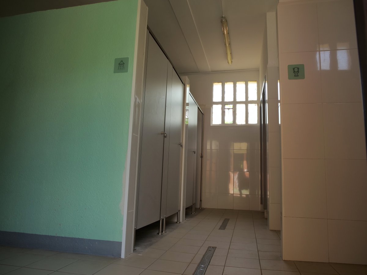 🏊 La piscina de Roda de Ter estrena temporada amb actuacions de millora i cursos pilot de natació per a escolars 
Entre les novetats hi ha cursos per a primària i actuacions com la renovació dels tancaments, noves portes a les dutxes o una food truck.
👉 bit.ly/RodaTerpiscina…