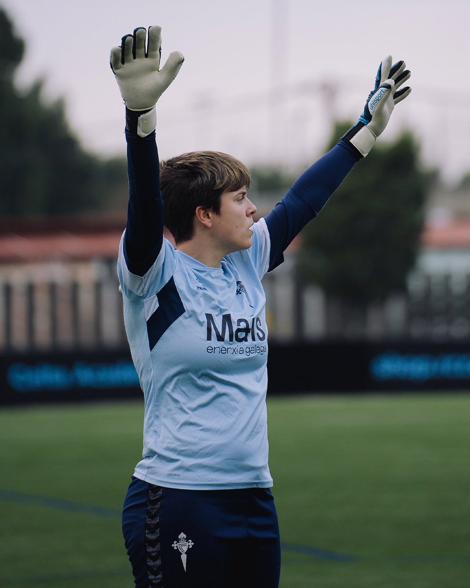 𝐆𝐑𝐀𝐙𝐀𝐒 por defender este escudo con afouteza e corazón.

Moita sorte, Nuria! ✊🏼🩵