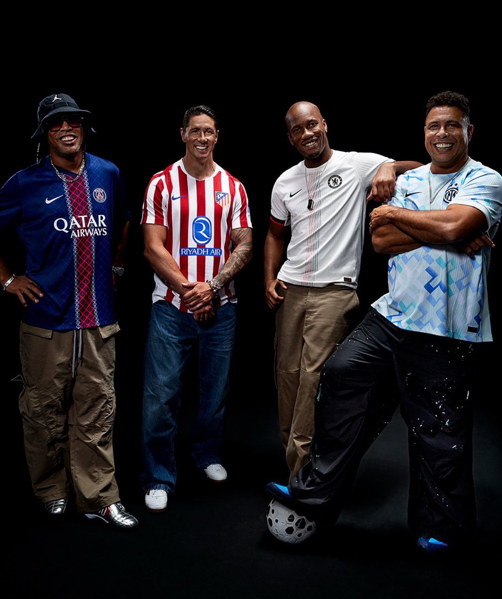Ronaldinho, Fernando Torres, Didier Drogba et R9 dévoilent les maillots de leurs anciens clubs... 🤩