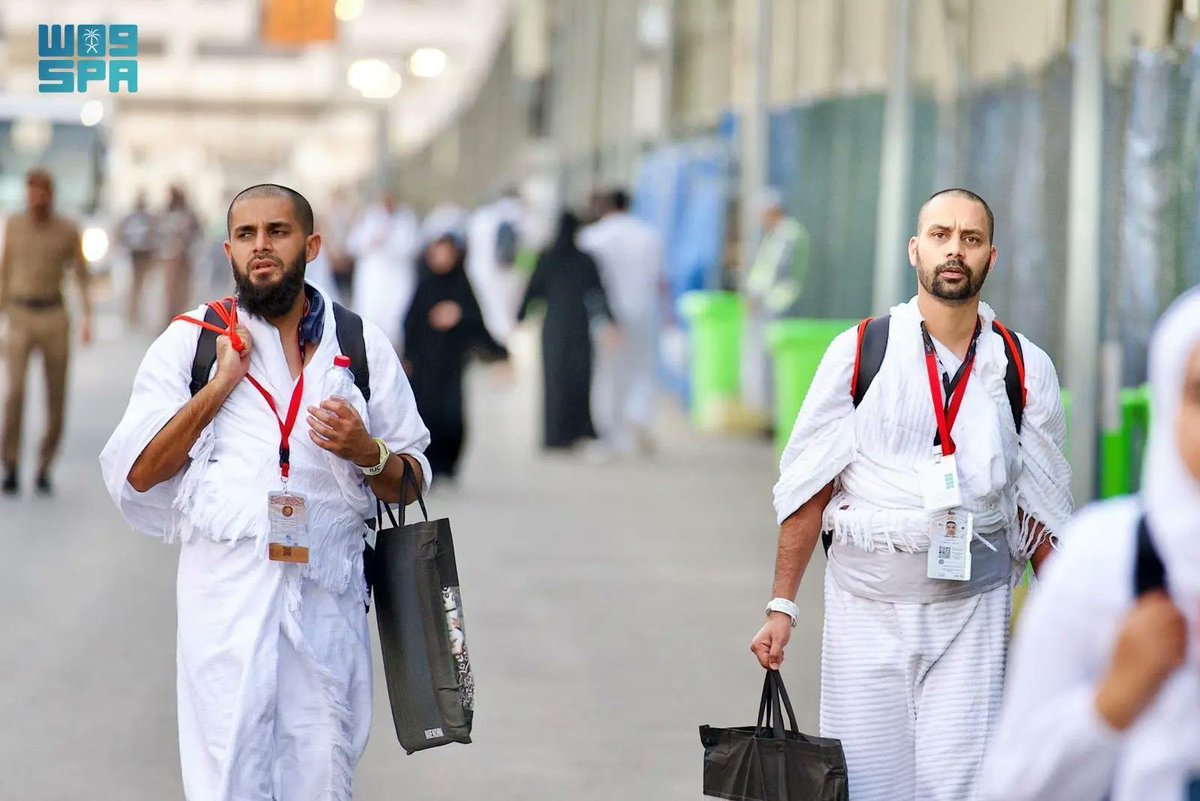 انقضى موسم حج  1446 ولله الحمد بكل نجاح واقتدار  اهني القيادة العظيمه التي هيئات وذللت كل الصعاب للحجيج .. و شكرا لكل من شارك وخدم حجاج بيت الله واسال الله ان يتقبل منهم حجهم ومن المسلمين اعمالهم الصالحه